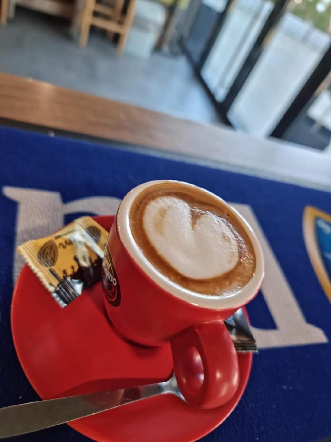 Amd Union Caffe & Rooms Крушевац Екстериор снимка